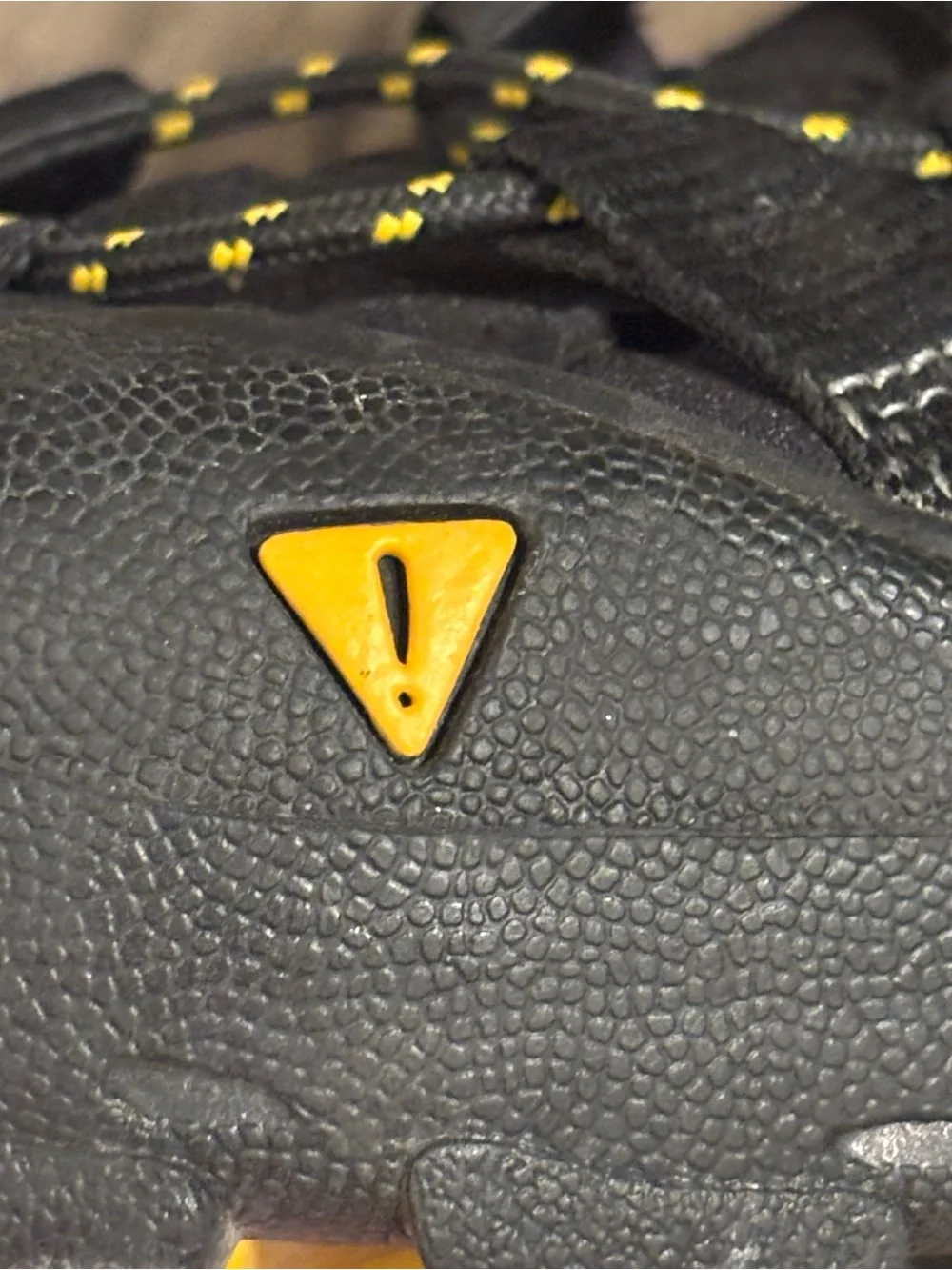 Keen black yellow